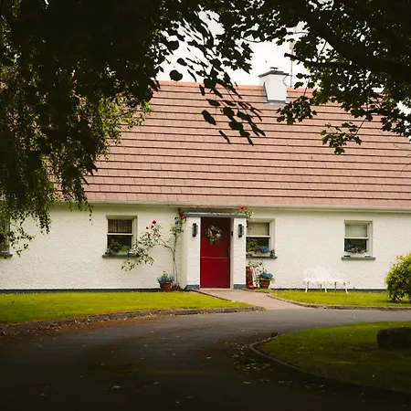 Red Rose Self Catering *