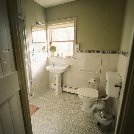 Casa de Férias Red Rose Self Catering Longford
