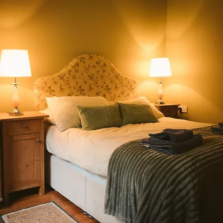 Red Rose Self Catering