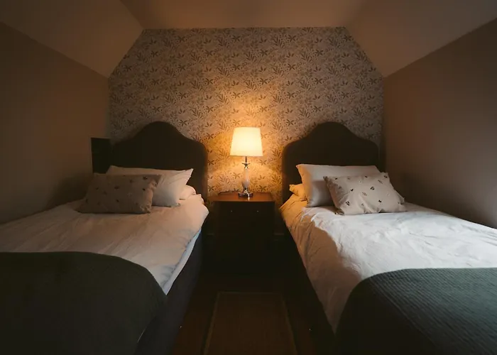 Red Rose Self Catering Longford